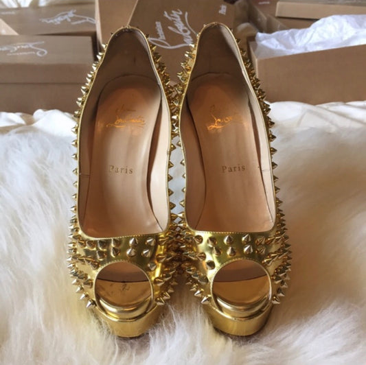 Christian Louboutin Gold Studded Peeptoe 39.5
