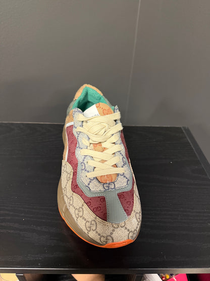 G U C C I Sneakers SZ 38