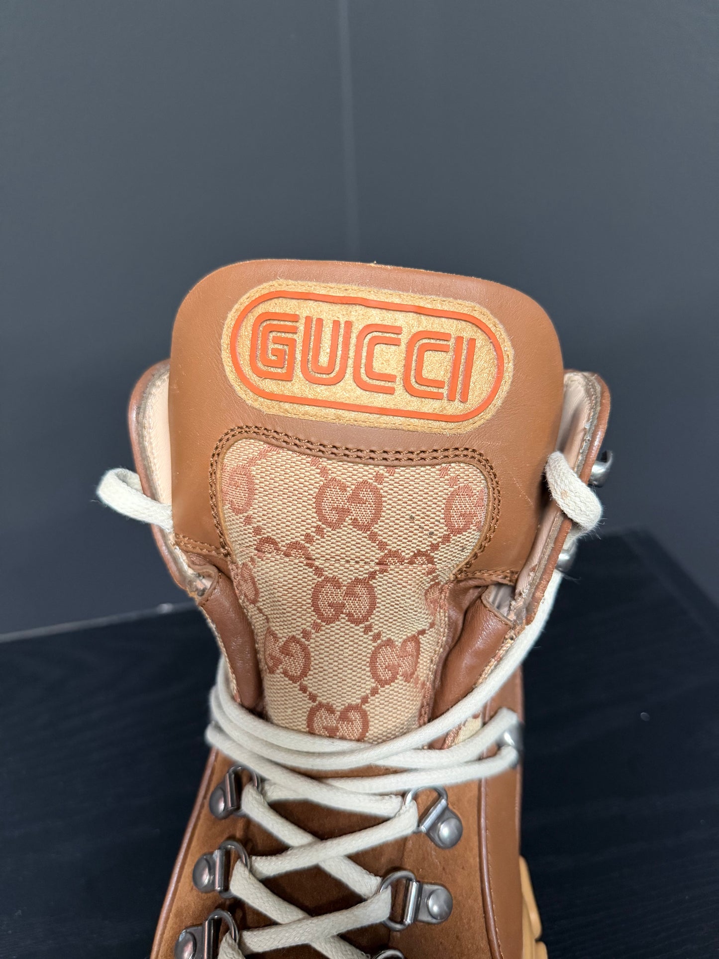 G U C C I Boots SZ 39