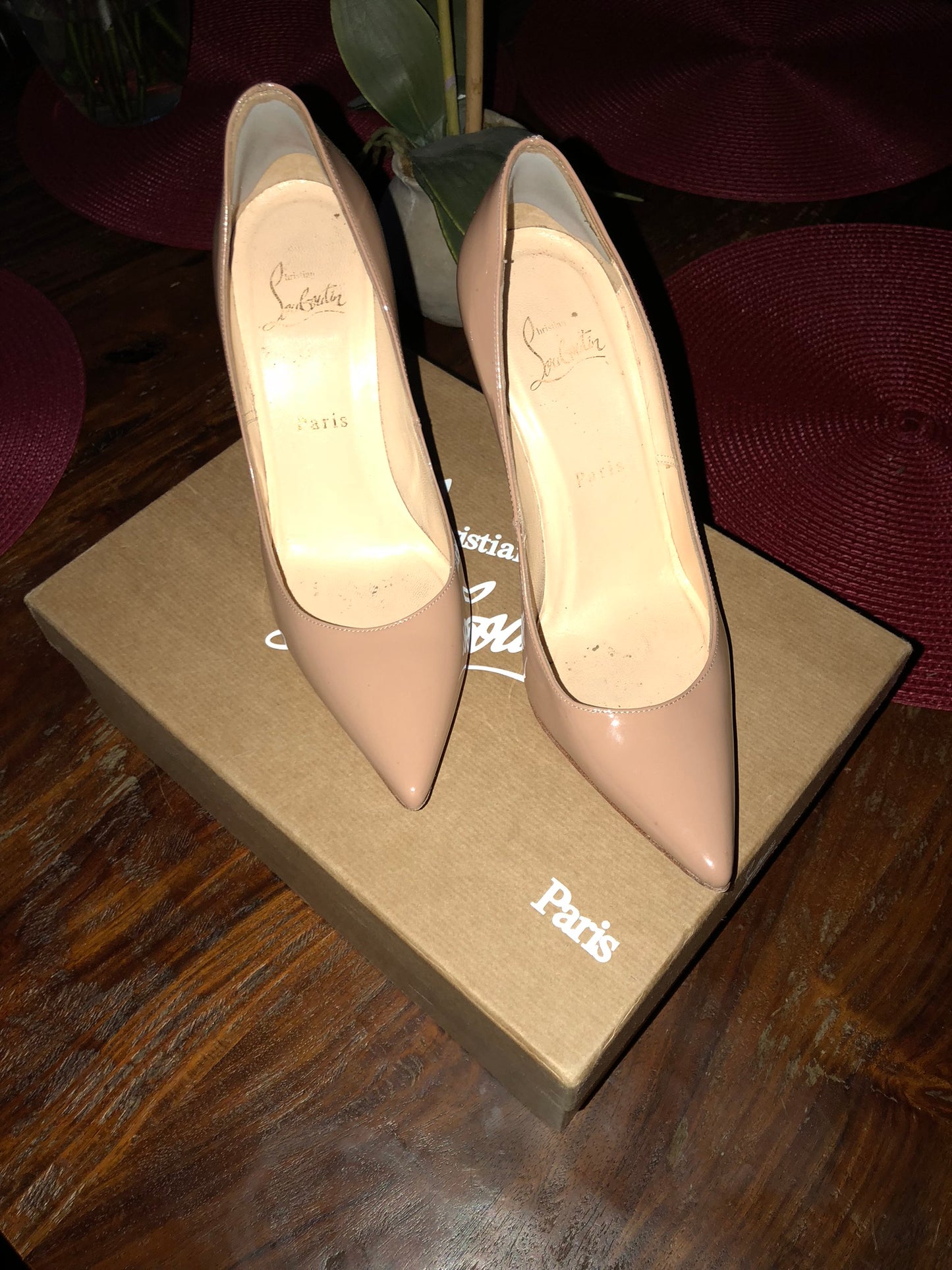 Christian Louboutin So Kate Nude Pump 38