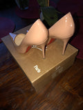 Christian Louboutin So Kate Nude Pump 38