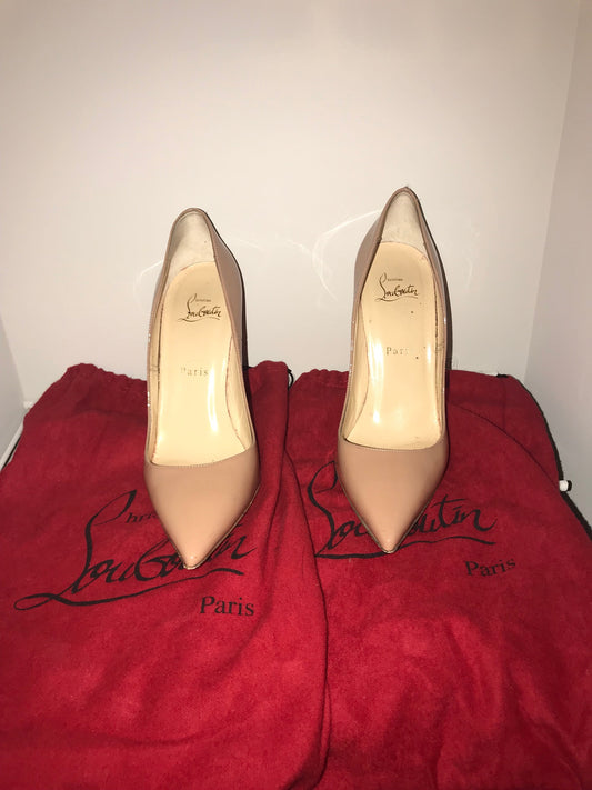 Christian Louboutin So Kate Nude Patent 38
